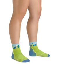 Load image into Gallery viewer, Darn Tough | Kids Quest Quarter Lightweight Hiking Socks in Green