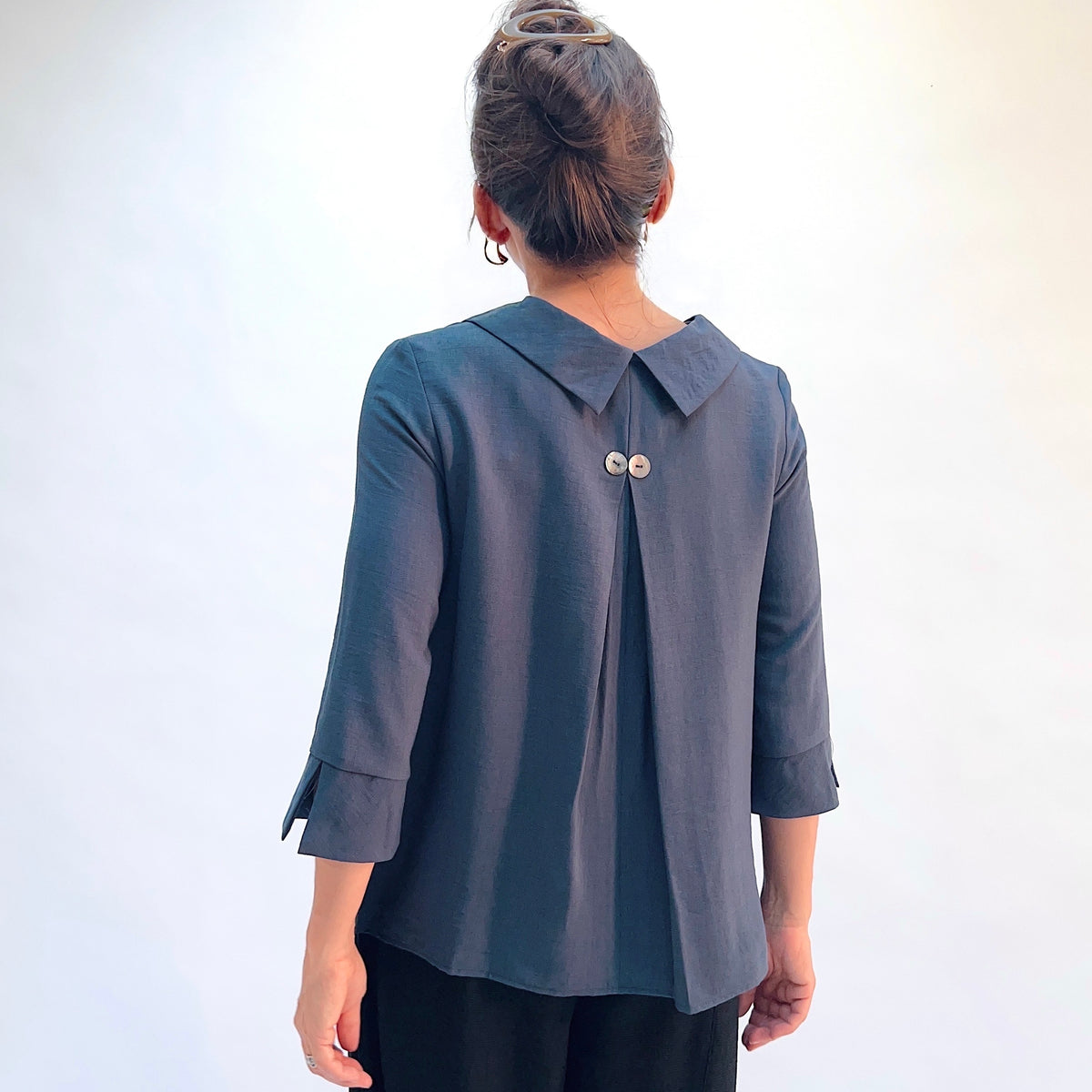 Twin Button Top in Carbon