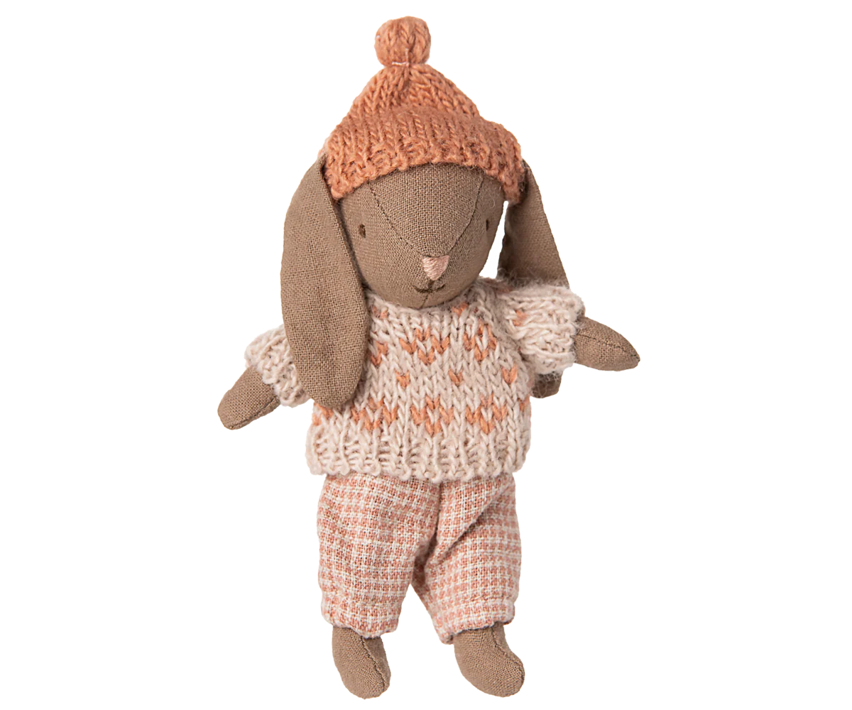 Brown Micro Winter Bunny in Rose