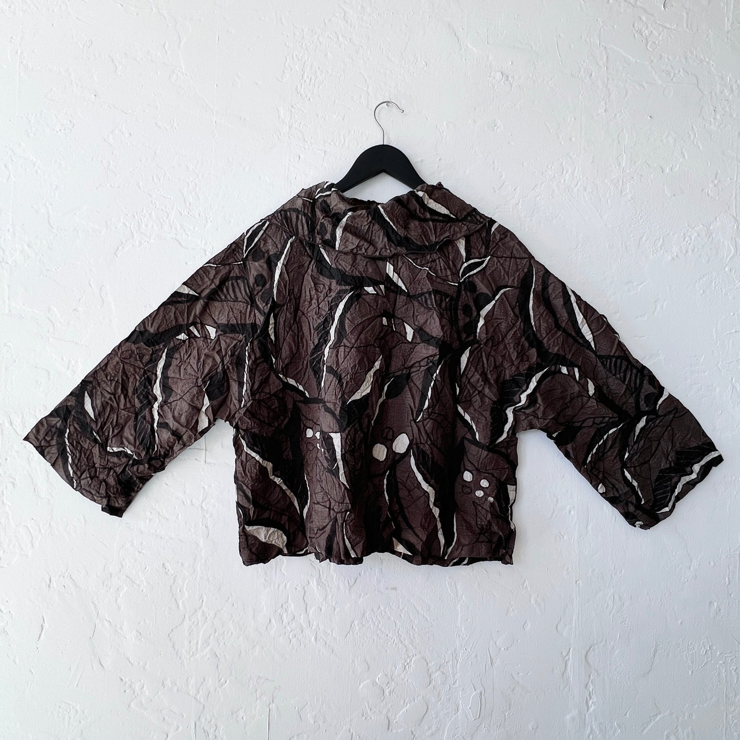 Olivia by Habitat | Crush Travel Leaves Lisbon Dolman Pullover in Chocolate