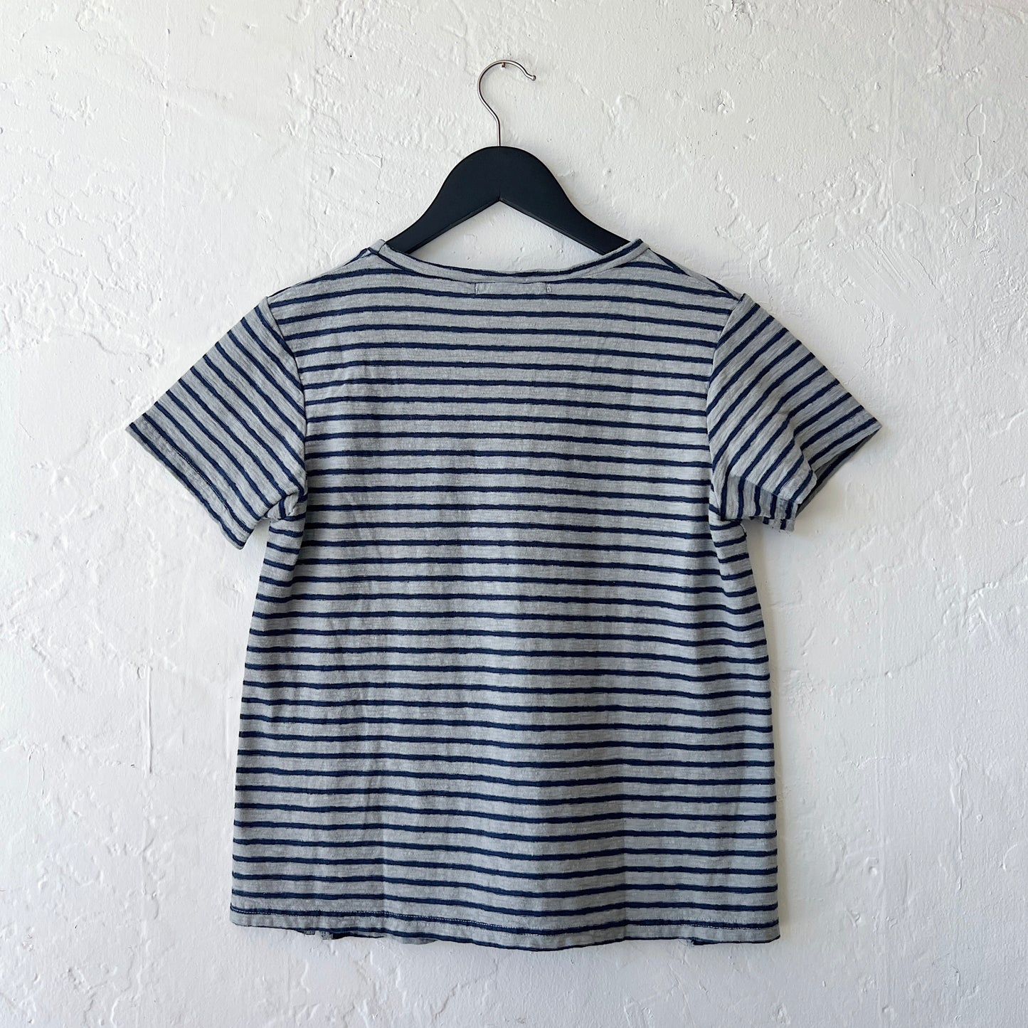 Short Sleeve Slit Hem Tee in Navy and Overcast Stripe