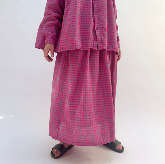 Woven Gingham Check Skirt in Bright Pink