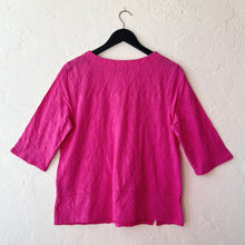 Load image into Gallery viewer, Cascade Cotton Elbow Sleeve Tee in Berry