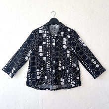 Load image into Gallery viewer, Habitat | Express Travel Circle Square Jacket in Black