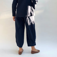 Load image into Gallery viewer, Eleven Stitch | Snap Doreen Pant in Indigo