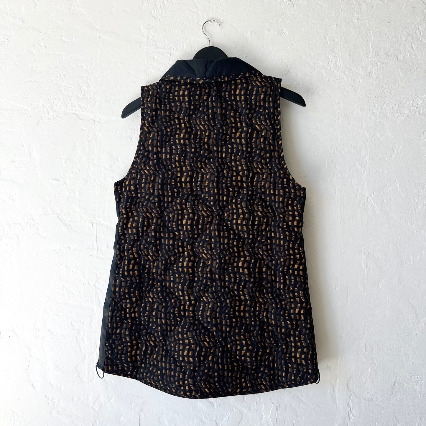 Habitat | Reversible Quilt Puffer Vest in Lichen