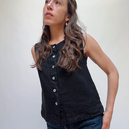 Linen Button Down Tank in Black