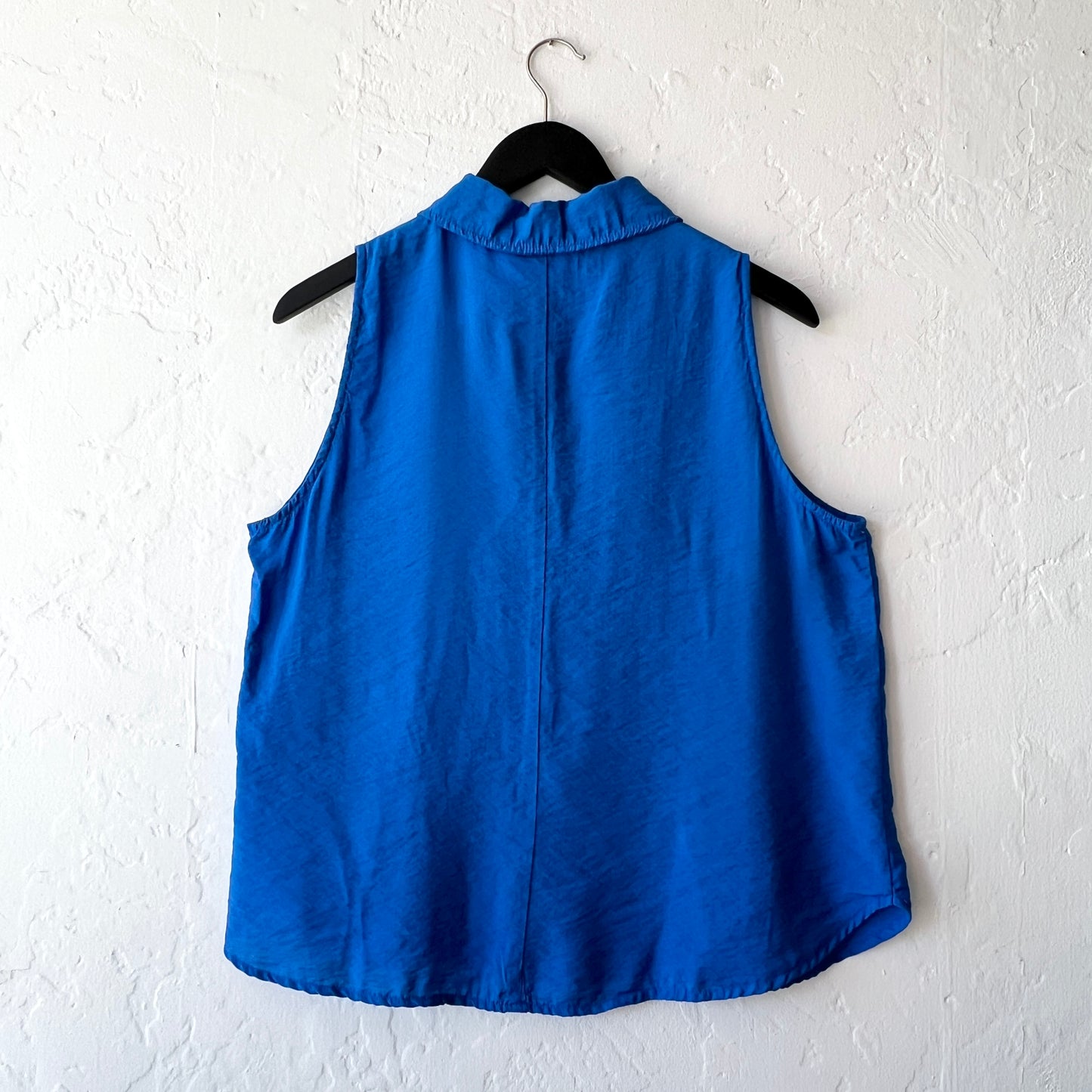 Parachute Sleeveless Shirt in Vivid Blue
