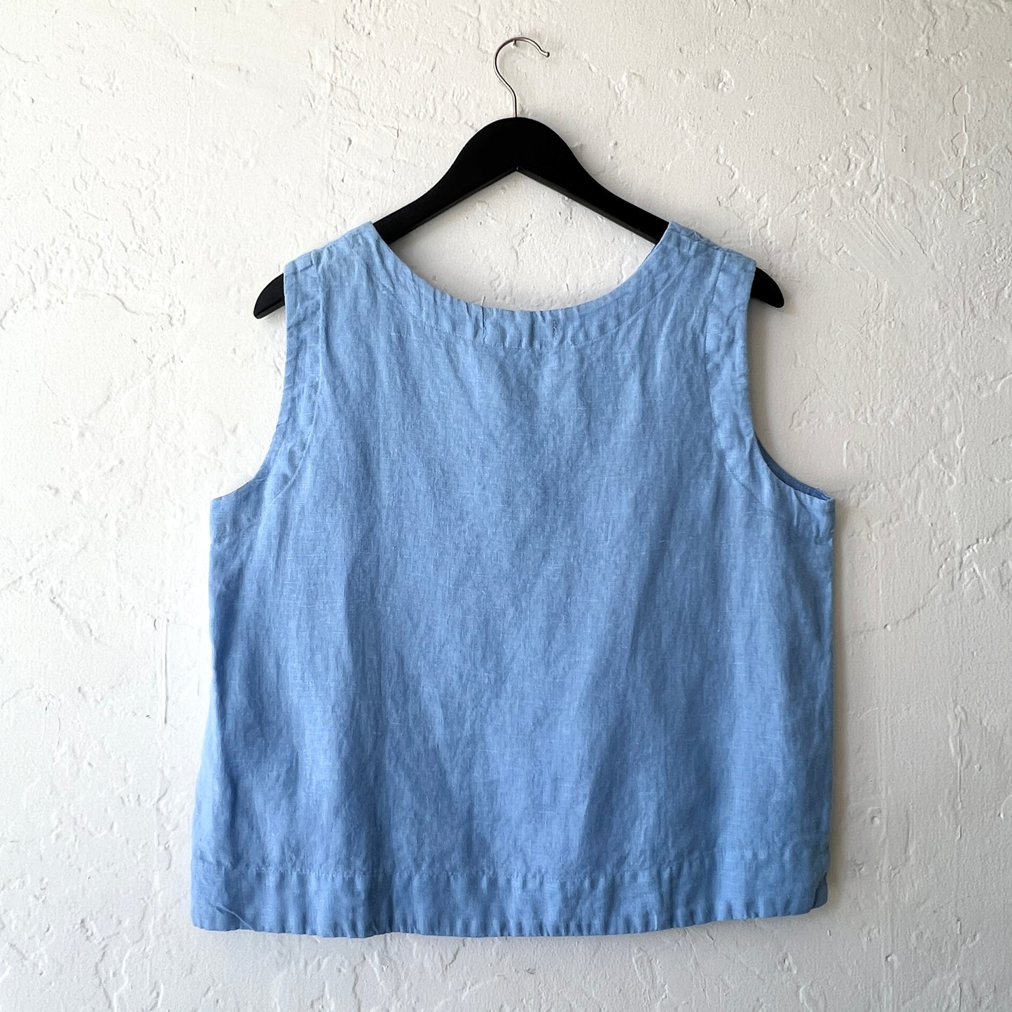 Boxy Linen Tank in Bellflower