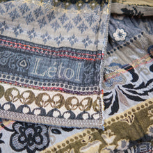 Load image into Gallery viewer, Létol | Anoushka Scarf in Noir
