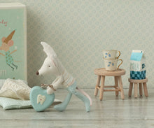 Load image into Gallery viewer, Maileg | Little Brother Tooth Fairy Mouse
