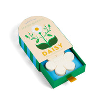 Load image into Gallery viewer, Skandi Blooms Daisy Bar Soap
