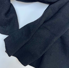 Load image into Gallery viewer, Cashmere | Shawl in Black
