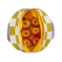 Load image into Gallery viewer, Fluf | Zipper Lunch Bag in Pear Checks

