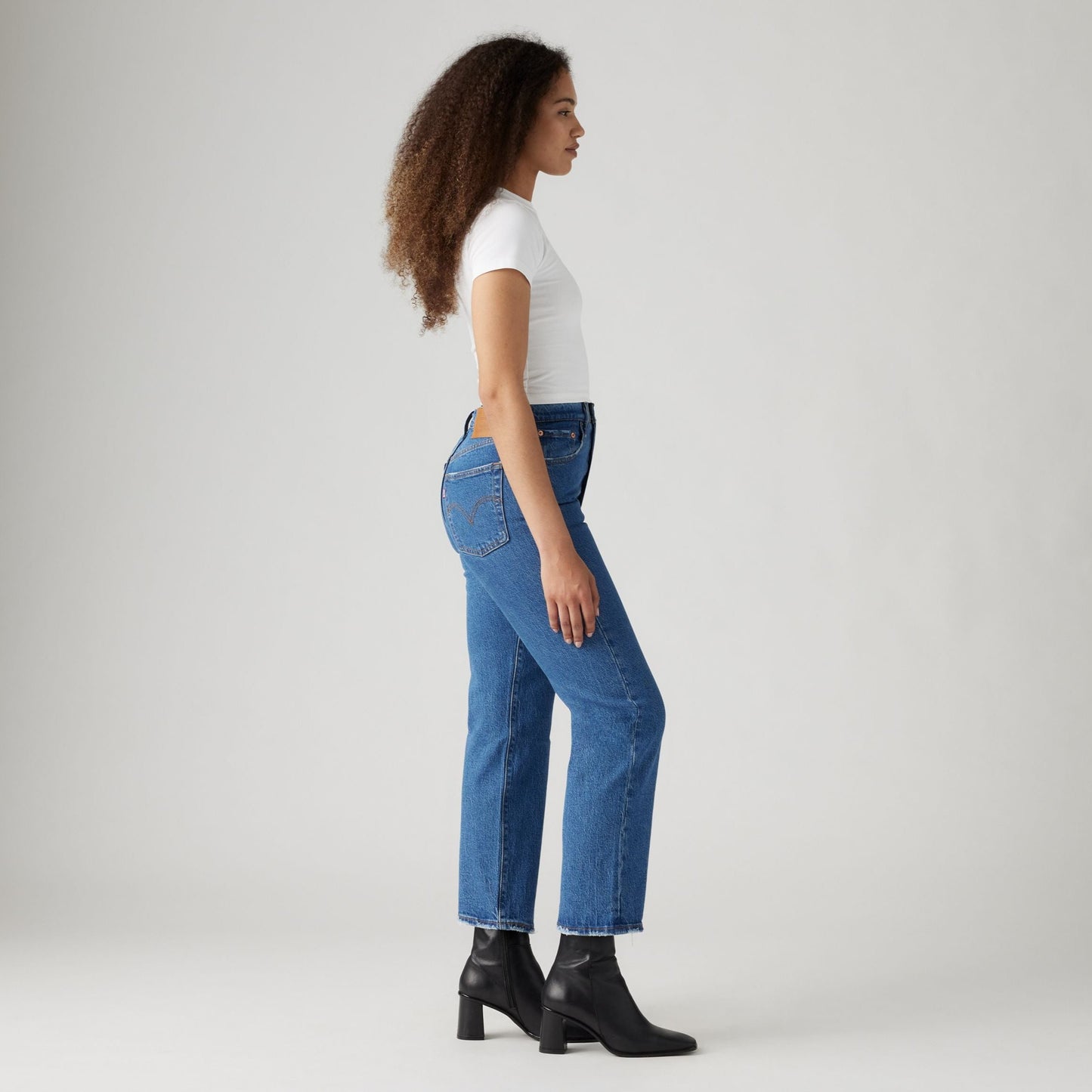 Levi's | Ribcage Straight Ankle in Jazz Pop