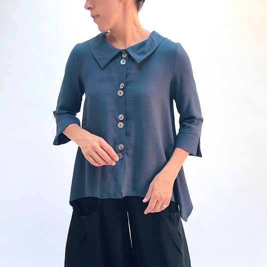 Twin Button Top in Carbon