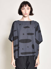 Load image into Gallery viewer, Uzi | Pebble Box Top in Charcoal
