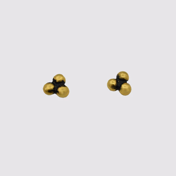 Jane Diaz | Triple Granulated Studs in Gold