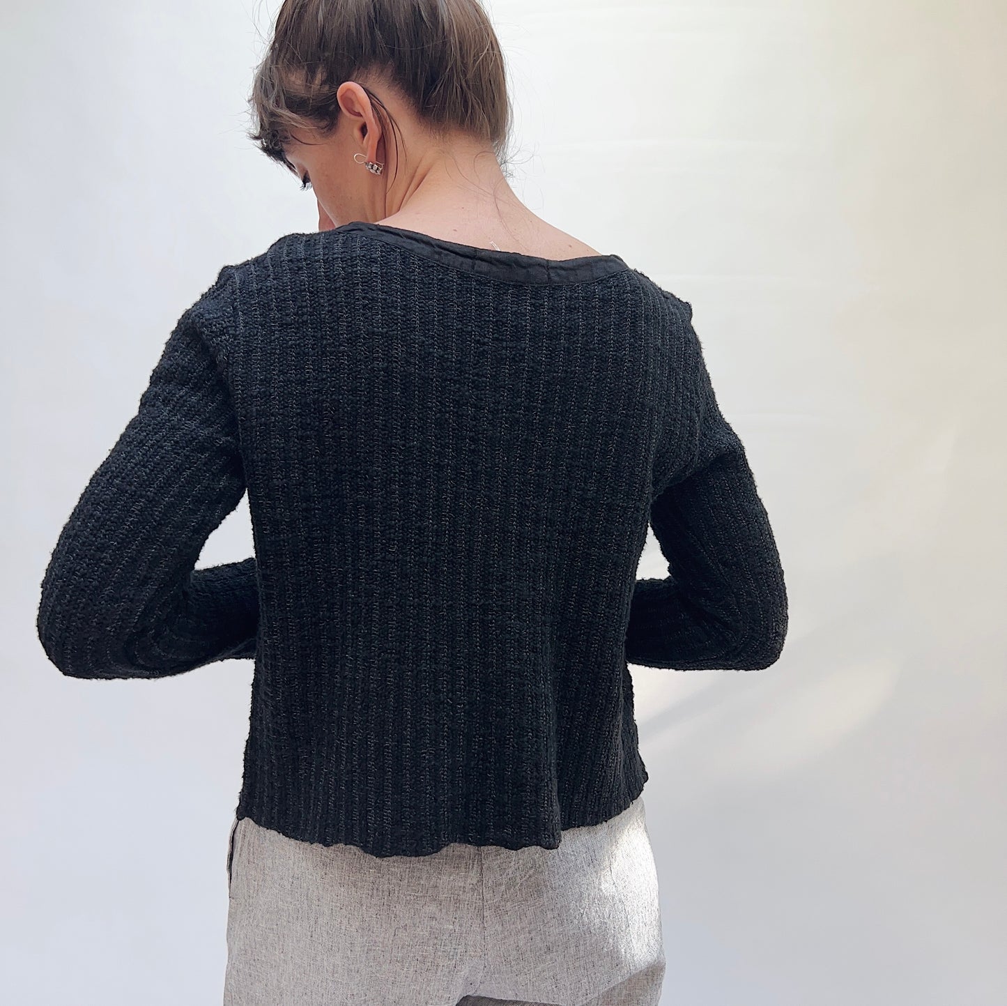 Linen and Knit Cropped Pocket Cardigan in Black