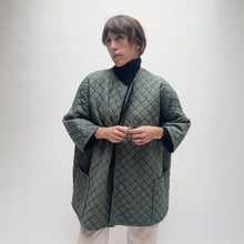 Load image into Gallery viewer, Cut Loose | Quilted One Size Zip Jacket in Myrtle
