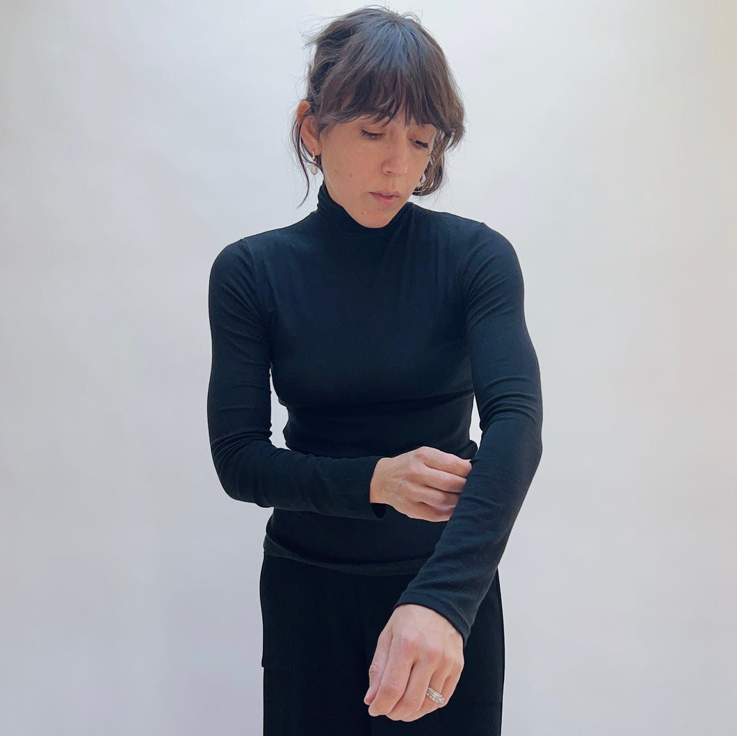 Tencel Wool Blend Turtleneck in Black