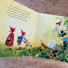 Load image into Gallery viewer, Pippa and Pelle and their Cosy Home
