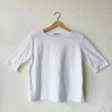 Load image into Gallery viewer, Cut Loose | Elbow Sleeve Top in White

