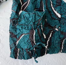 Load image into Gallery viewer, Olivia by Habitat | Crush Travel Leaves Cinched Pocket Top in Marine
