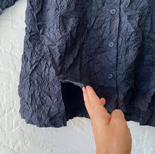 Load image into Gallery viewer, Olivia by Habitat | Crush Travel Barcelona Button Down Shirt in Black
