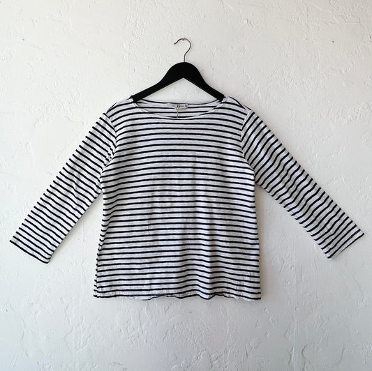 3/4 Sleeve Boatneck Top in Laundered & Navy Stripe