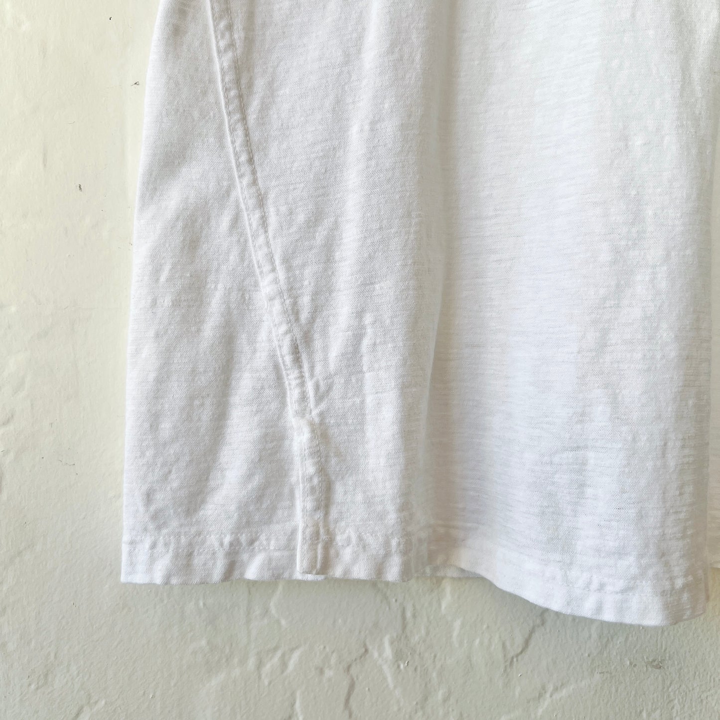Short Sleeve Cropped Tee in White