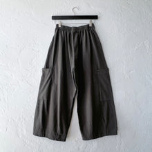 Load image into Gallery viewer, Pacific Cotton | Cotton Pasha Pant in Kelp
