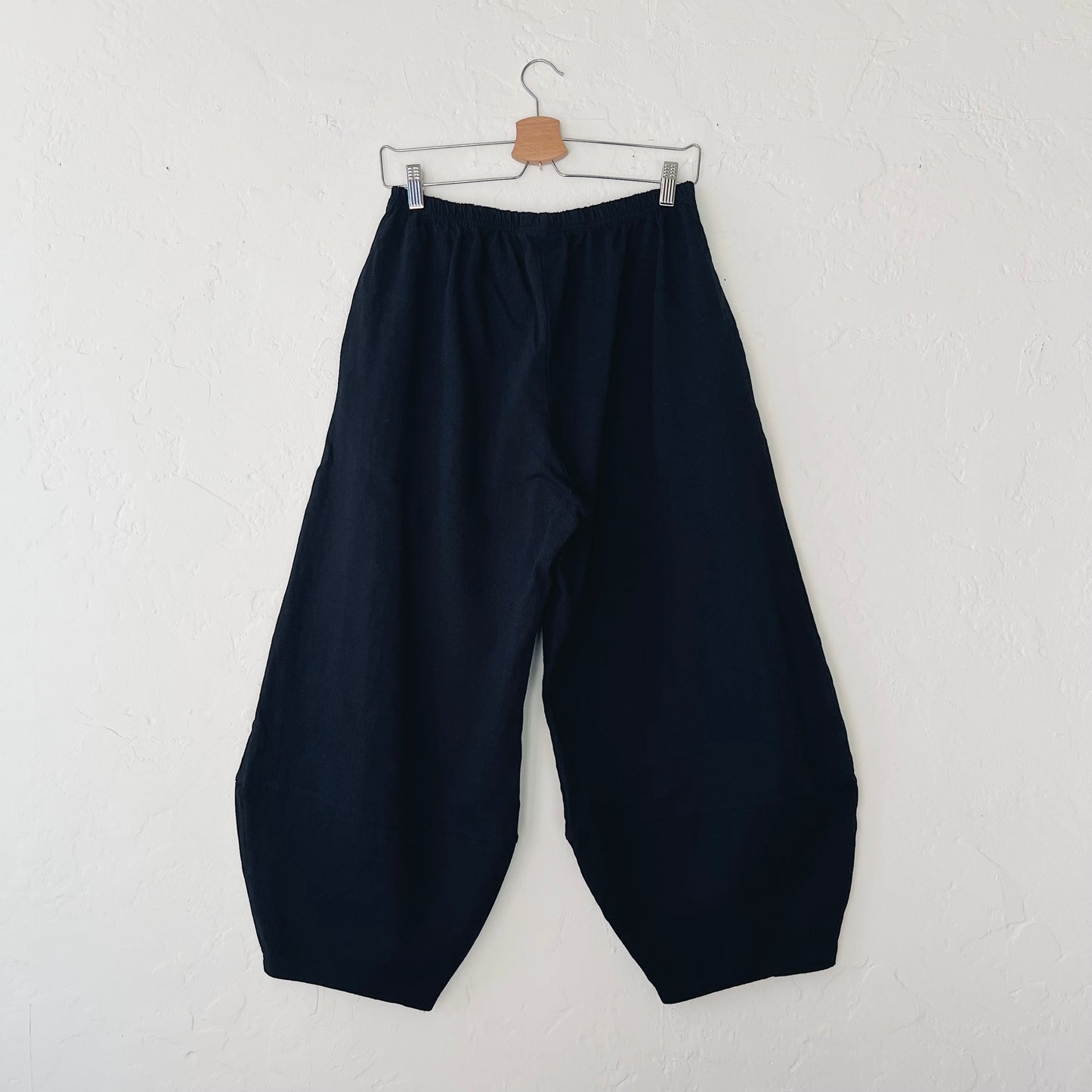 Pacific Cotton | Cotton Oliver Pant in Black