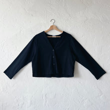 Load image into Gallery viewer, Pacific Cotton | Button Front Crop Cardigan in Black

