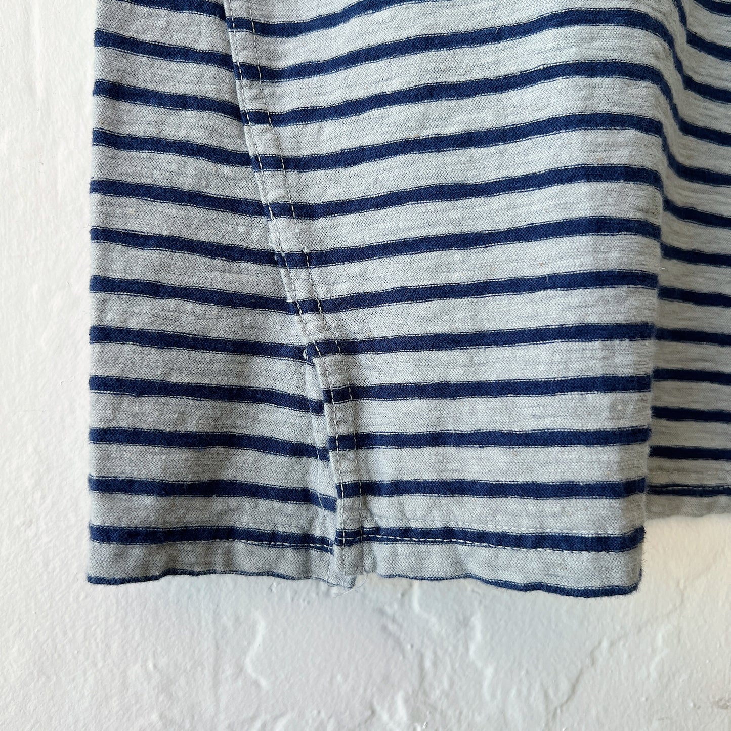 Short Sleeve Slit Hem Tee in Navy and Overcast Stripe