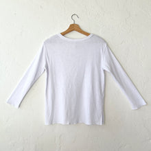 Load image into Gallery viewer, North Star Base | Double Cotton Tee in Chalk
