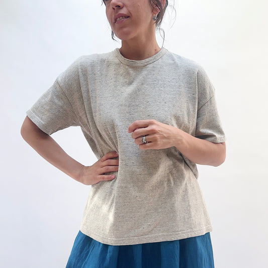 Knit T-Shirt in Grey