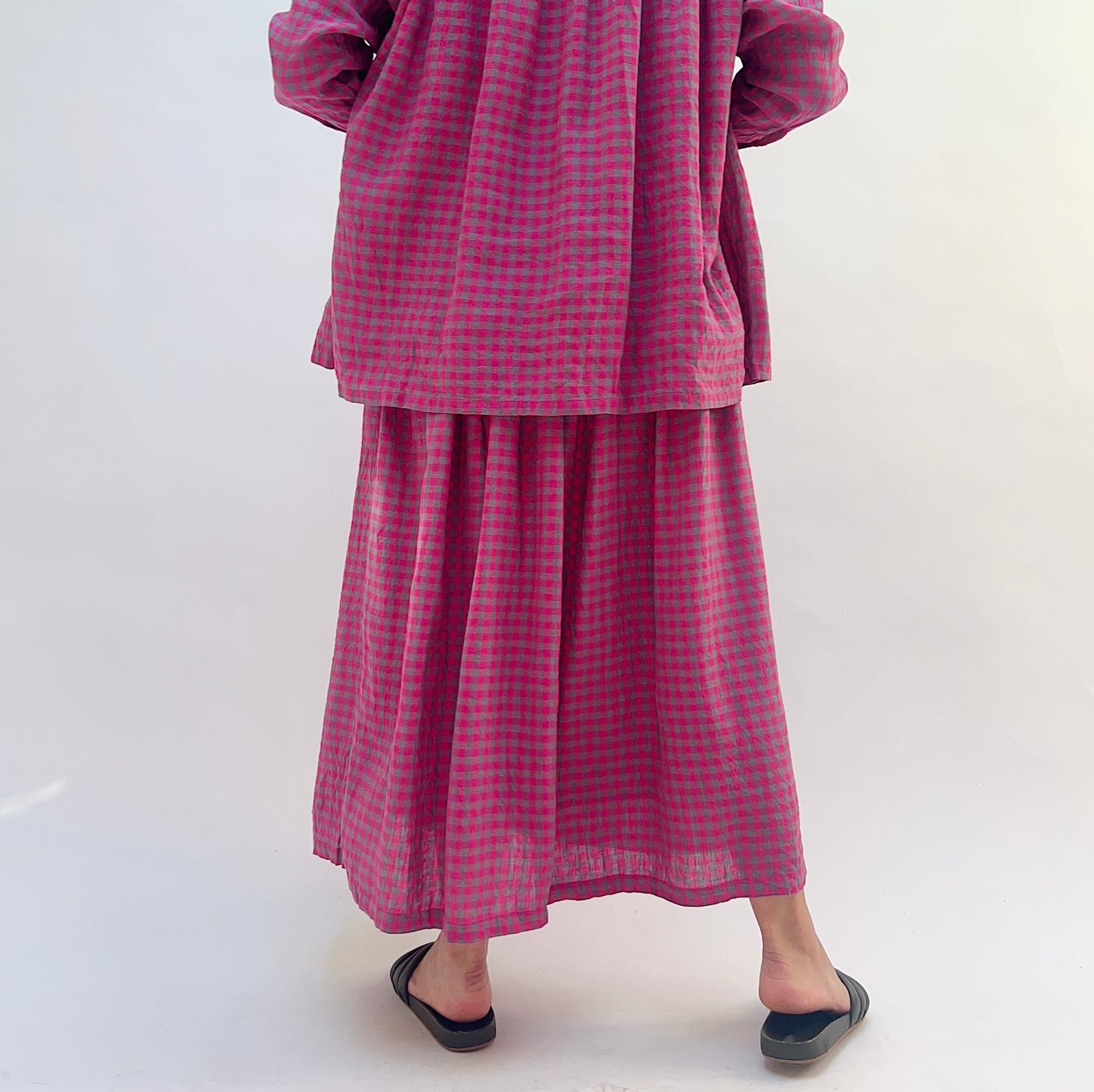 Woven Gingham Check Skirt in Bright Pink