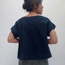 Load image into Gallery viewer, Cut Loose | Boxy Tee in Lights Out Crosshatch
