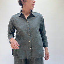 Load image into Gallery viewer, Cut Loose | Swing Blouse in Clay Crosshatch
