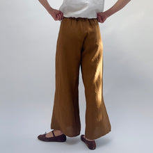 Load image into Gallery viewer, Bryn Walker | Linen Osca Pant in Yearling

