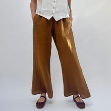 Load image into Gallery viewer, Bryn Walker | Linen Osca Pant in Yearling
