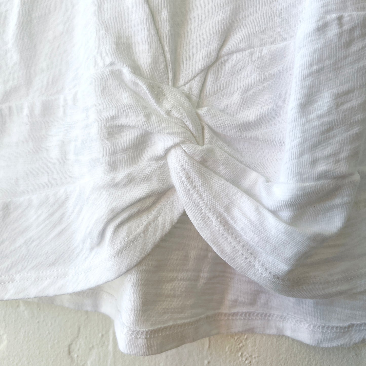 Cotton Pebble Side Twist Tee in White