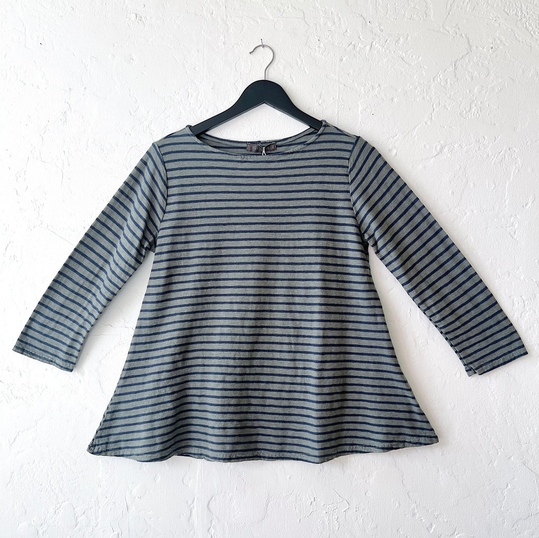 Cut Loose | 3/4 Sleeve A-Line Boatneck Top in Clay & Navy Stripe