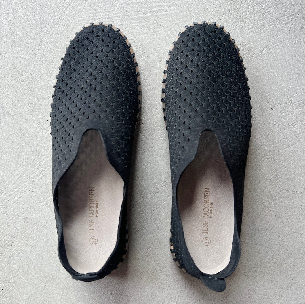 Ilse Jacobsen | Tulip Slip On Sneakers in Black