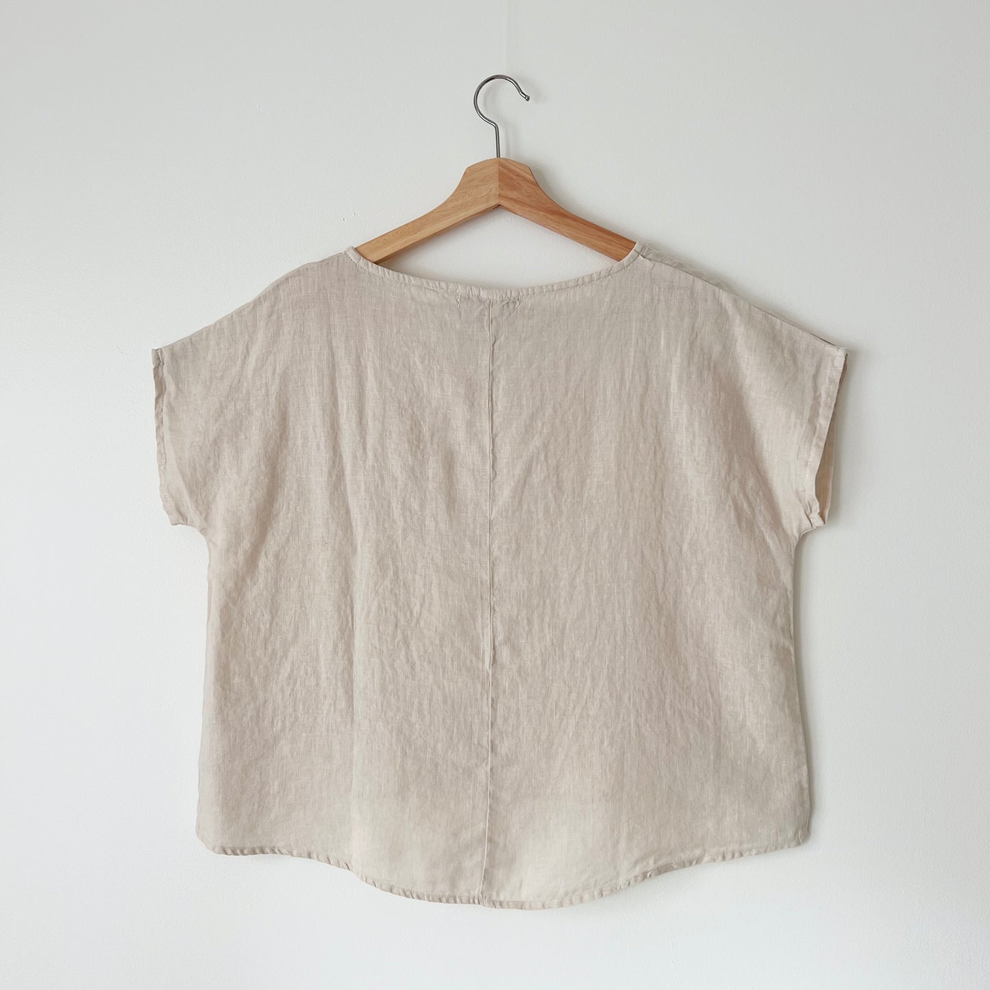 High Low Linen Tee in Jicama