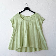 Load image into Gallery viewer, Cut Loose | Boxy High Low Swing Tee in Cricket
