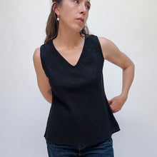 Load image into Gallery viewer, Cut Loose | Linen V-Neck Bias Tank in Black
