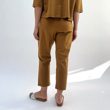 Load image into Gallery viewer, Pacific Cotton | Sunday Pant in Yearling
