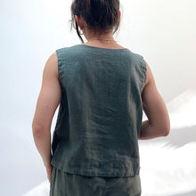 Load image into Gallery viewer, Cut Loose | Linen Button Down Tank in Clay
